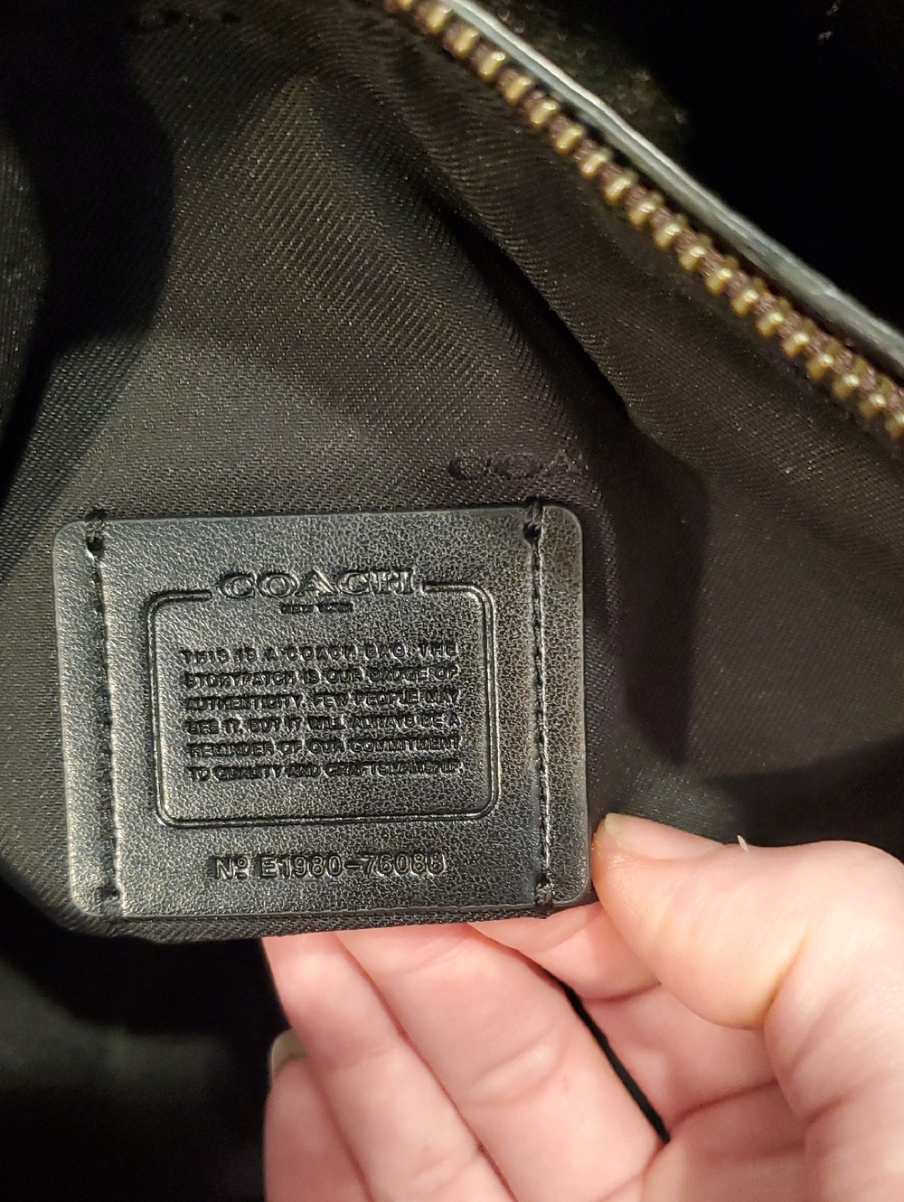 Like NEW Coach Hadley Shoulder Bag - Picture 10 of 12